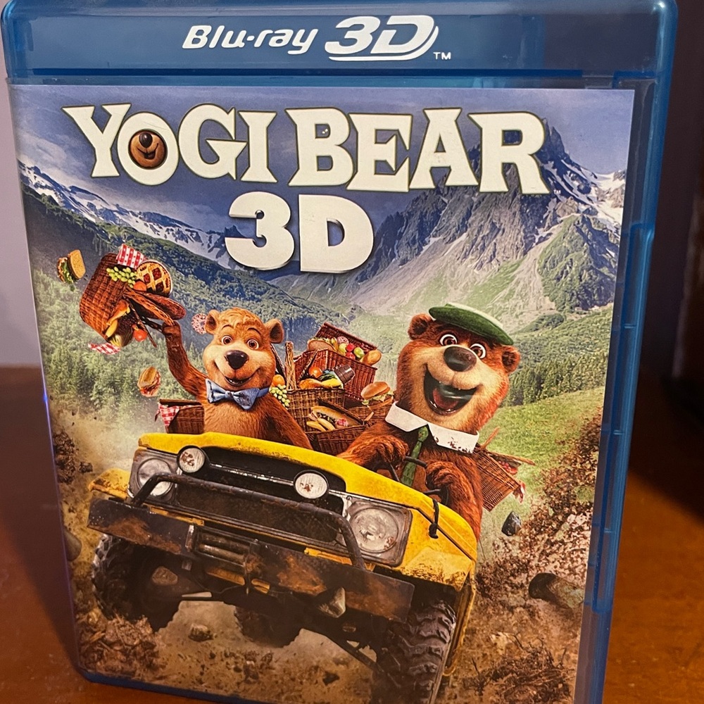 Yogi Bear 3D Blu-ray Combo Pack